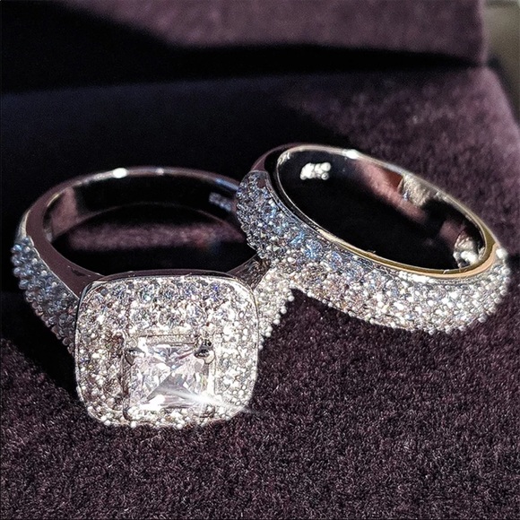 Jewelry - New Luxury 925 Silver 2 pc set Diamond Ring